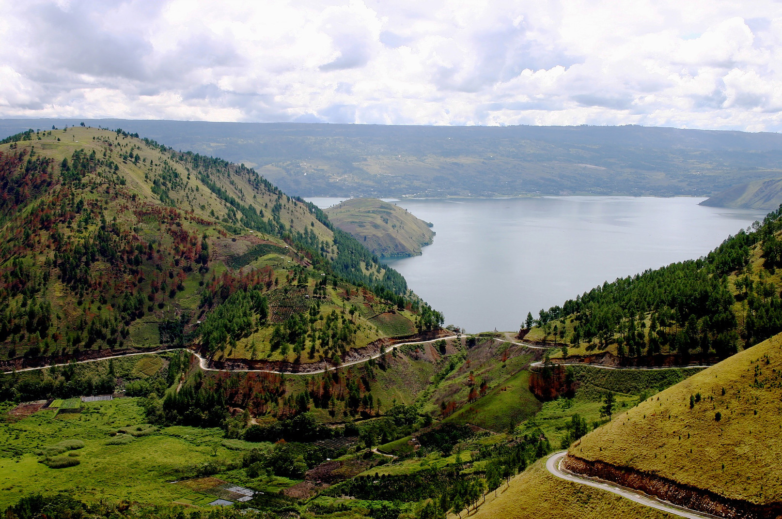 Voyage vélo Indonésie, Voyages d'Ailleurs, lac Toba