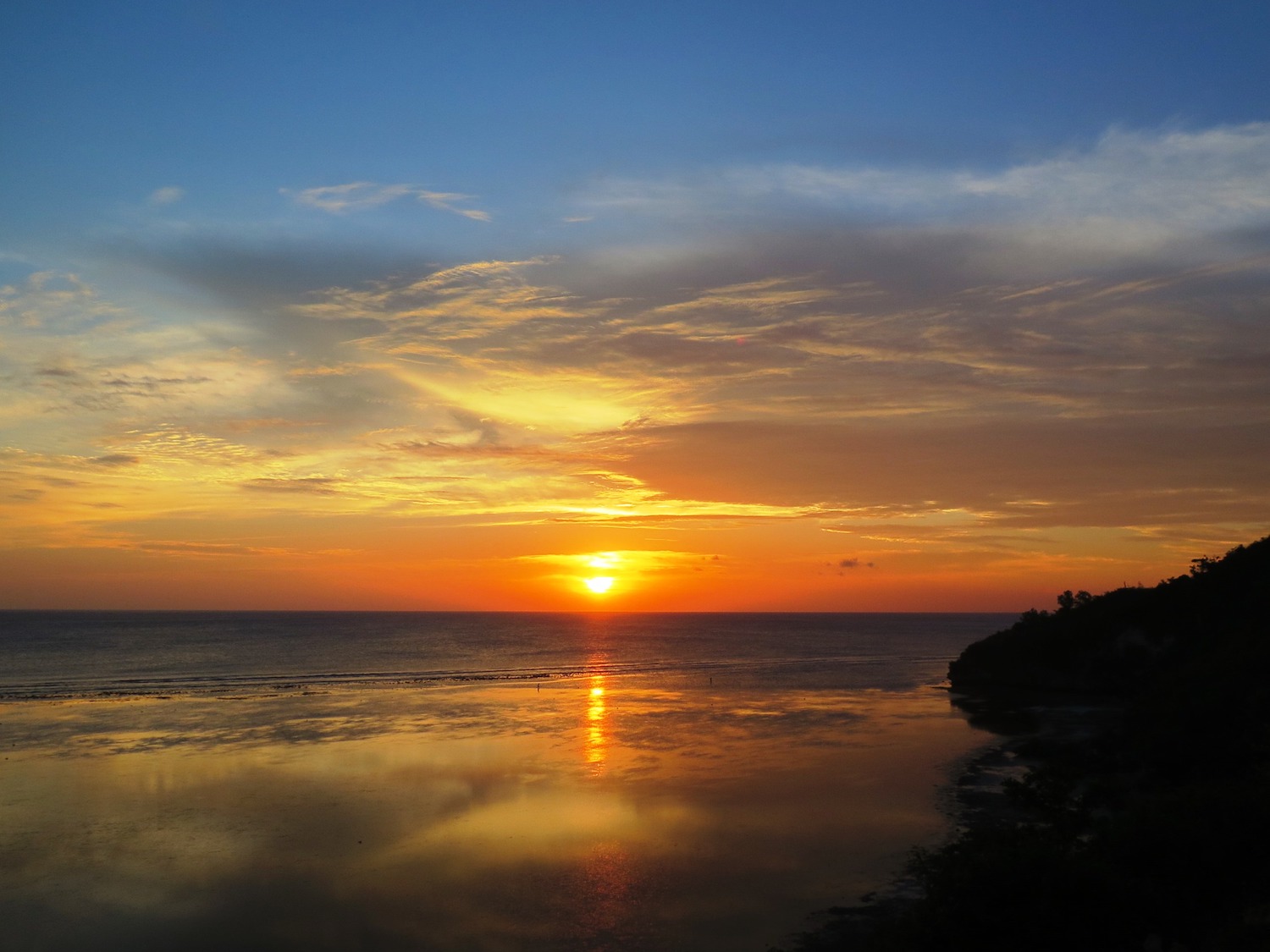 Voyage vélo Indonésie, Voyage d'Ailleurs, Coucher de soleil, Sulawesi